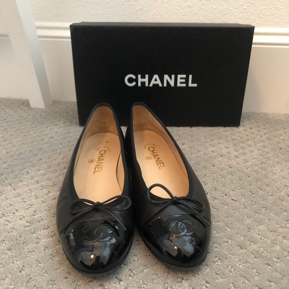 Chanel Lambskin and Patent Calfskin Black Flats